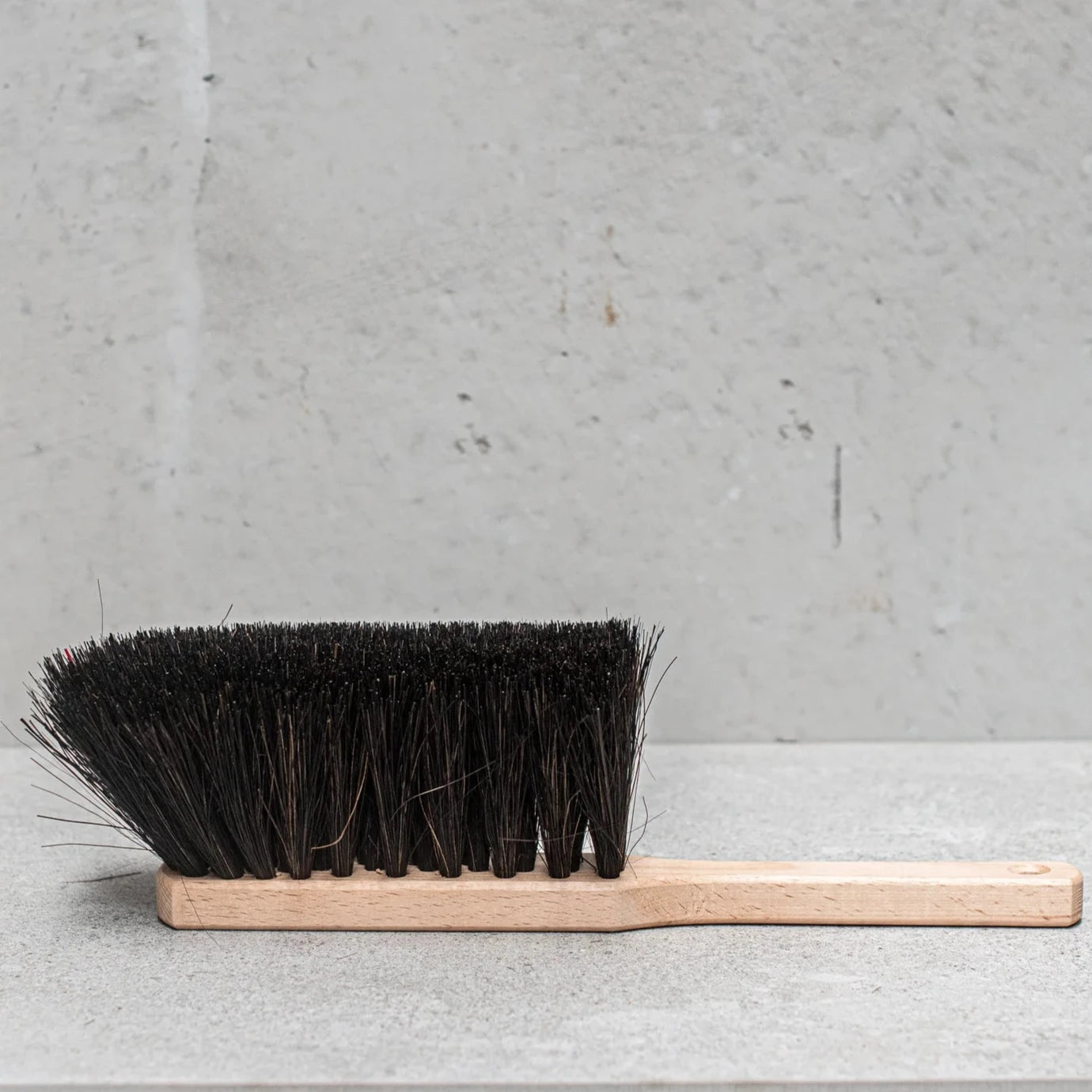 Wooden Arenga Fibre Dust Brush