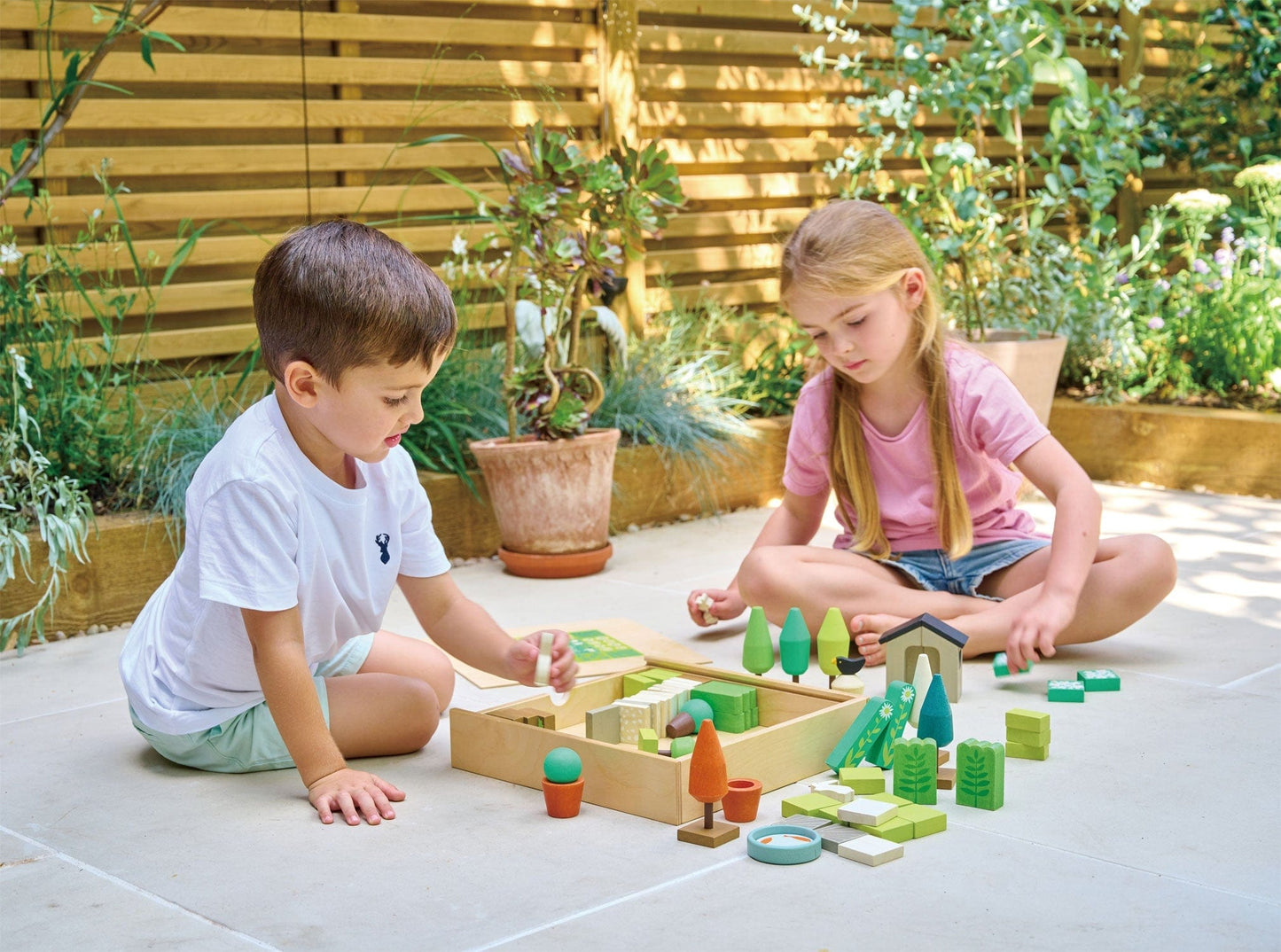 Tender Leaf Toys Little Garden Designer