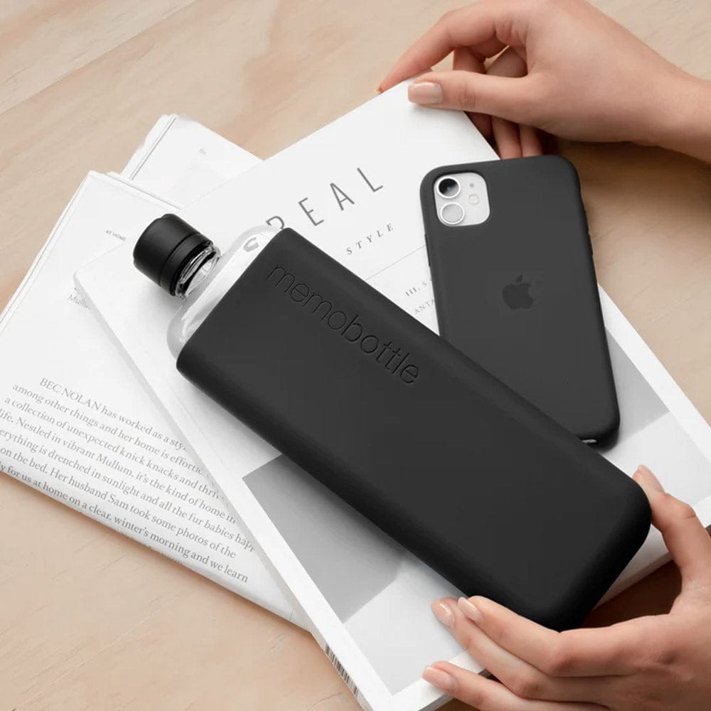 https://www.biomestores.com/cdn/shop/products/memobottle-slim-silicone-sleeve-bottle-49964118245604.jpg?v=1681260638&width=1445